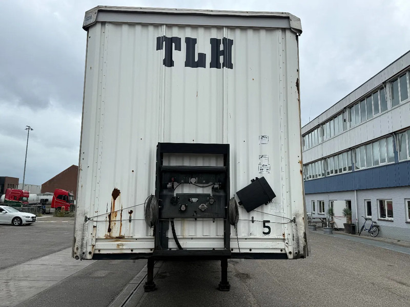 Kässbohrer XS - 3 AXLE - SAF + SLIDING ROOF - DISC BRAKES - Planenauflieger: das Bild 3 Kässbohrer XS - 3 AXLE - SAF + SLIDING ROOF - DISC BRAKES - Planenauflieger: das Bild 3