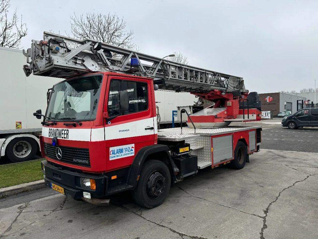 Mercedes-Benz 1120 OF MAGIRUS 24 METER + KORF + SLANGS - Feuerwehrfahrzeug: das Bild 5 Mercedes-Benz 1120 OF MAGIRUS 24 METER + KORF + SLANGS - Feuerwehrfahrzeug: das Bild 5