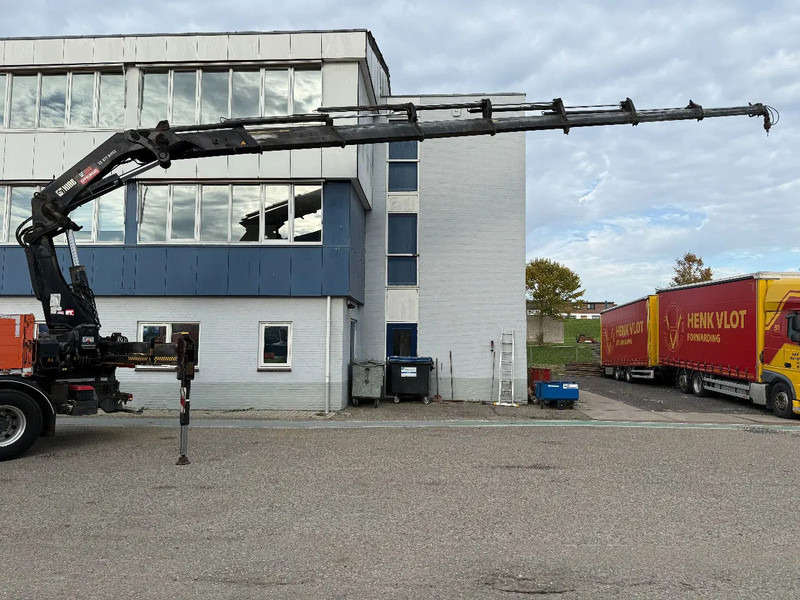 Renault Premium 430 8X4 EEV + HIAB 477 E-7 HIPRO + REMOTE - Autokran: das Bild 4 Renault Premium 430 8X4 EEV + HIAB 477 E-7 HIPRO + REMOTE - Autokran: das Bild 4