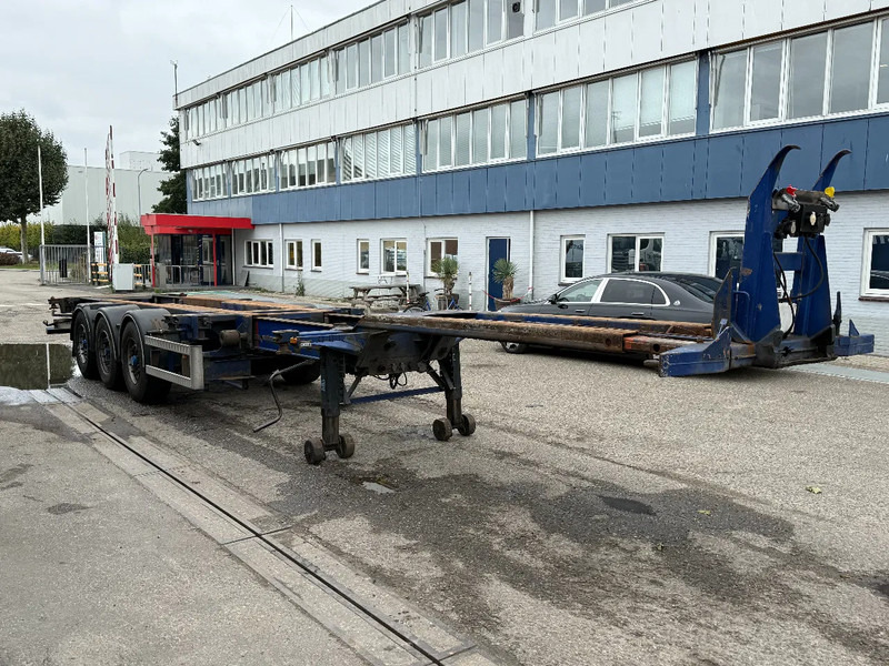 Renders EURO 800 - MULTCHASSIS - 3x BPW AXLE + 2 LIFTING AXLES - Container/ Wechselfahrgestell Auflieger: das Bild 2 Renders EURO 800 - MULTCHASSIS - 3x BPW AXLE + 2 LIFTING AXLES - Container/ Wechselfahrgestell Auflieger: das Bild 2