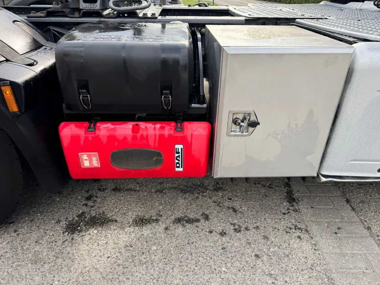 Sattelzugmaschine DAF XF 440 4X2 EURO 6 SPOILERS HOLLAND TRUCK: das Bild 7