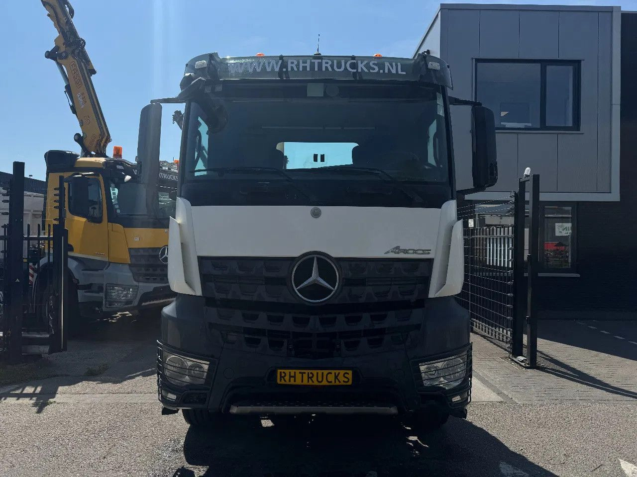 Mercedes-Benz Arocs 1939 4X2 EURO 6 HUB REDUCTION - Sattelzugmaschine: das Bild 2 Mercedes-Benz Arocs 1939 4X2 EURO 6 HUB REDUCTION - Sattelzugmaschine: das Bild 2