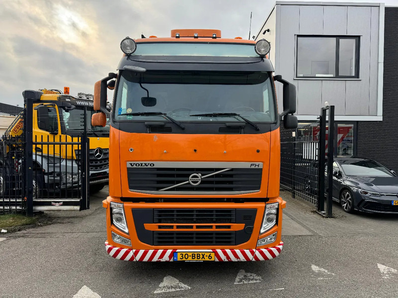 Volvo FH 500 8X2 - EURO 5 + LIFT/STEERING AXLE - Sattelzugmaschine: das Bild 2 Volvo FH 500 8X2 - EURO 5 + LIFT/STEERING AXLE - Sattelzugmaschine: das Bild 2