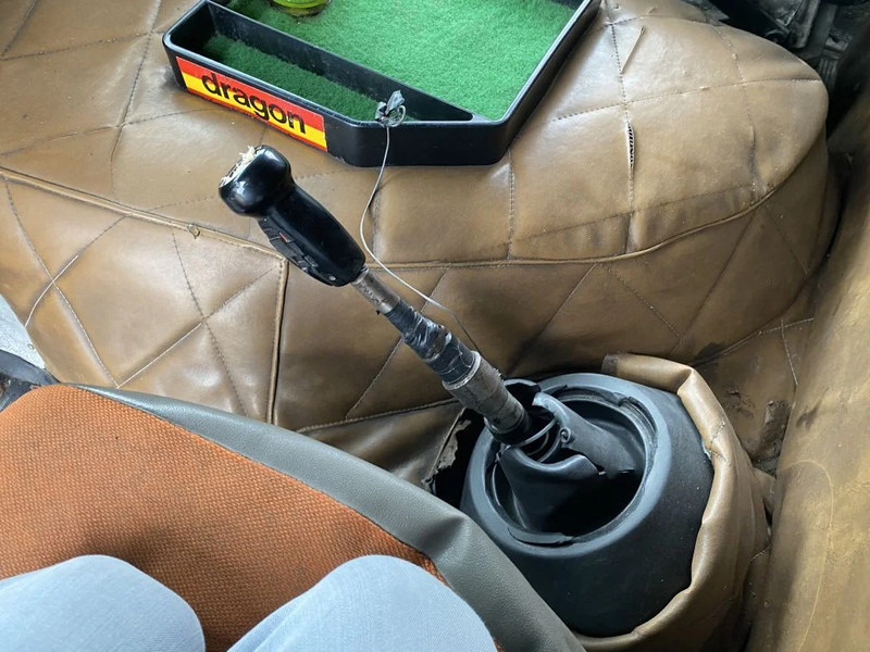 Pritsche LKW Scania LB141 V8 141 V8 - 6X2 - BOX 7,35 METER: das Bild 11