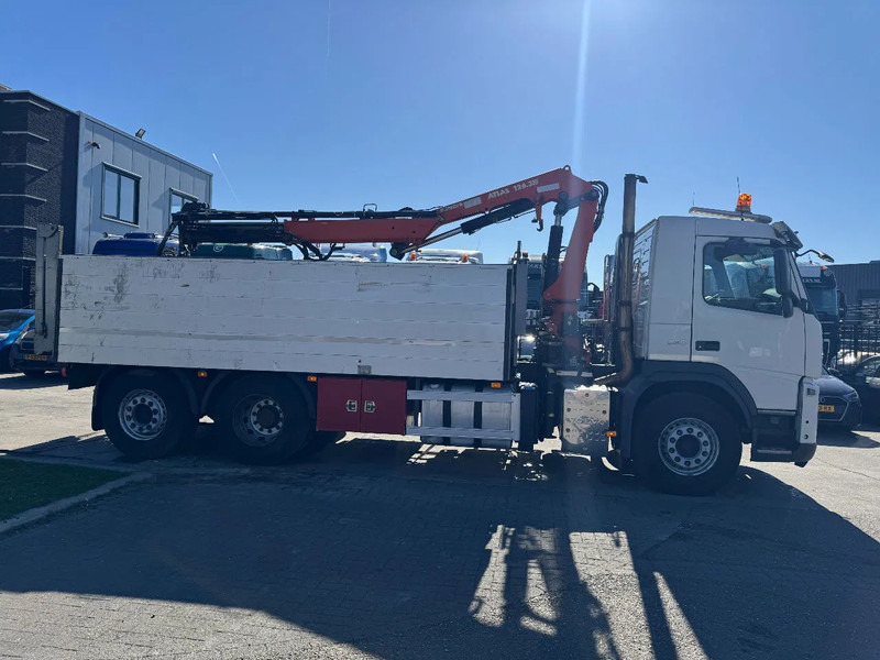 Autokran Volvo FM 330 6X2 - EURO 5 + ATLAS 126.3E A2 + REMOTE + LIFT/STEERING AXLE: das Bild 11