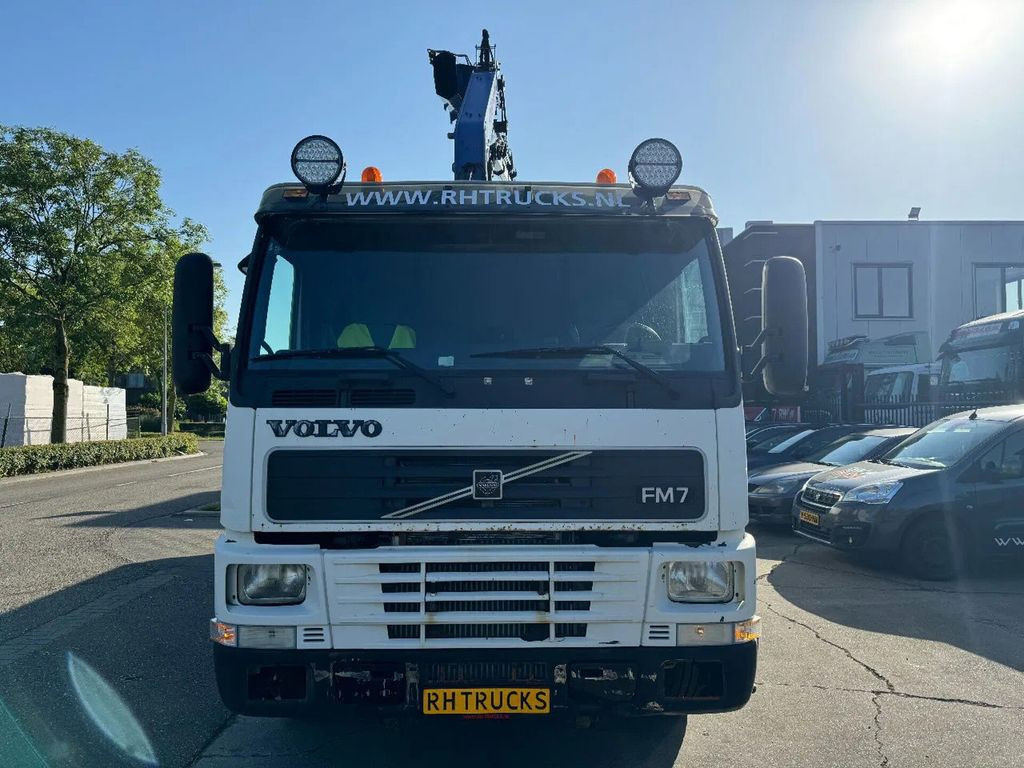 Volvo FM 7.290 4X2 EURO 2 + PM 22SP5 + REMOTE CONTROL - Pritsche LKW, Autokran: das Bild 2 Volvo FM 7.290 4X2 EURO 2 + PM 22SP5 + REMOTE CONTROL - Pritsche LKW, Autokran: das Bild 2