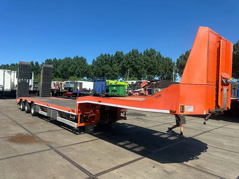 Zanner STL 45, 2 AXLE FORCED STEERING,LIFTING DECK, REMOTE CONTROL, WINCH, DUBBLE HYDRAULIC RAMPS - Tieflader Auflieger: das Bild 2 Zanner STL 45, 2 AXLE FORCED STEERING,LIFTING DECK, REMOTE CONTROL, WINCH, DUBBLE HYDRAULIC RAMPS - Tieflader Auflieger: das Bild 2