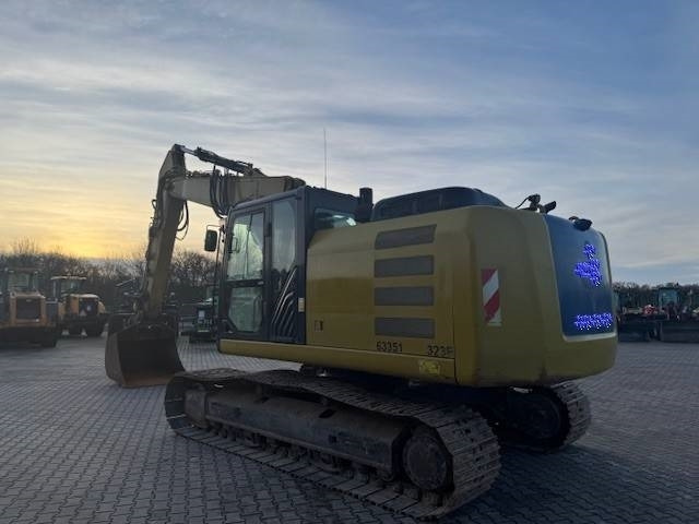 CAT 323 EL - Kettenbagger: das Bild 3 CAT 323 EL - Kettenbagger: das Bild 3