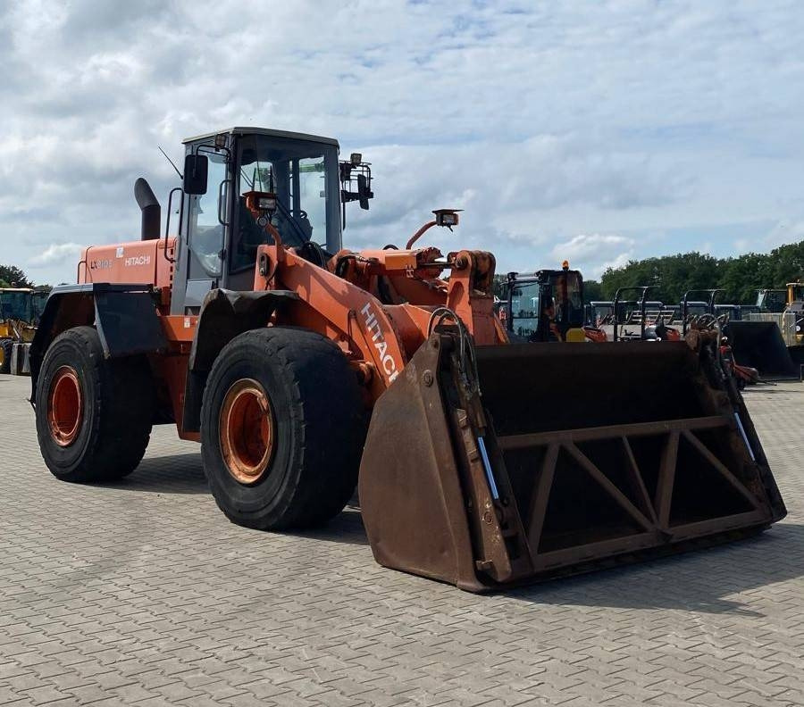 Hitachi LX 210 E - Radlader: das Bild 1 Hitachi LX 210 E - Radlader: das Bild 1
