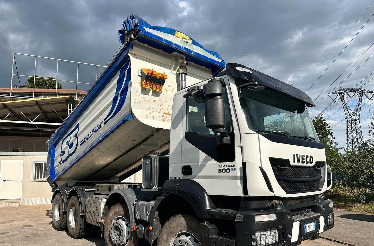Iveco Trakker 500 4 assi euro 6 - Kipper: das Bild 5 Iveco Trakker 500 4 assi euro 6 - Kipper: das Bild 5