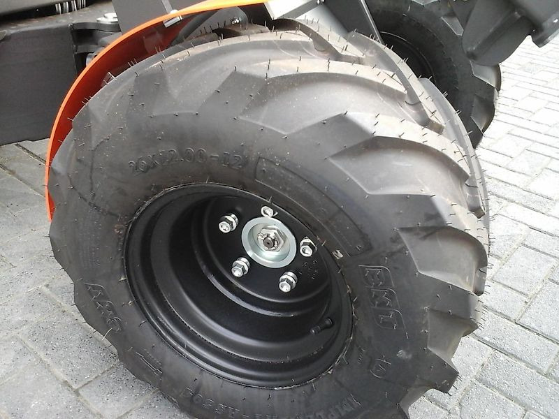 Cast 825D - Radlader: das Bild 2 Cast 825D - Radlader: das Bild 2