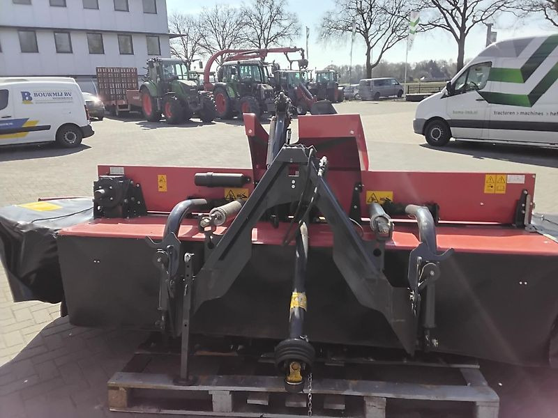 Vicon Maaicombinatie: Frontmaaier 332 F / Achtermaaier 340 Extra express - Mähwerk: das Bild 4 Vicon Maaicombinatie: Frontmaaier 332 F / Achtermaaier 340 Extra express - Mähwerk: das Bild 4