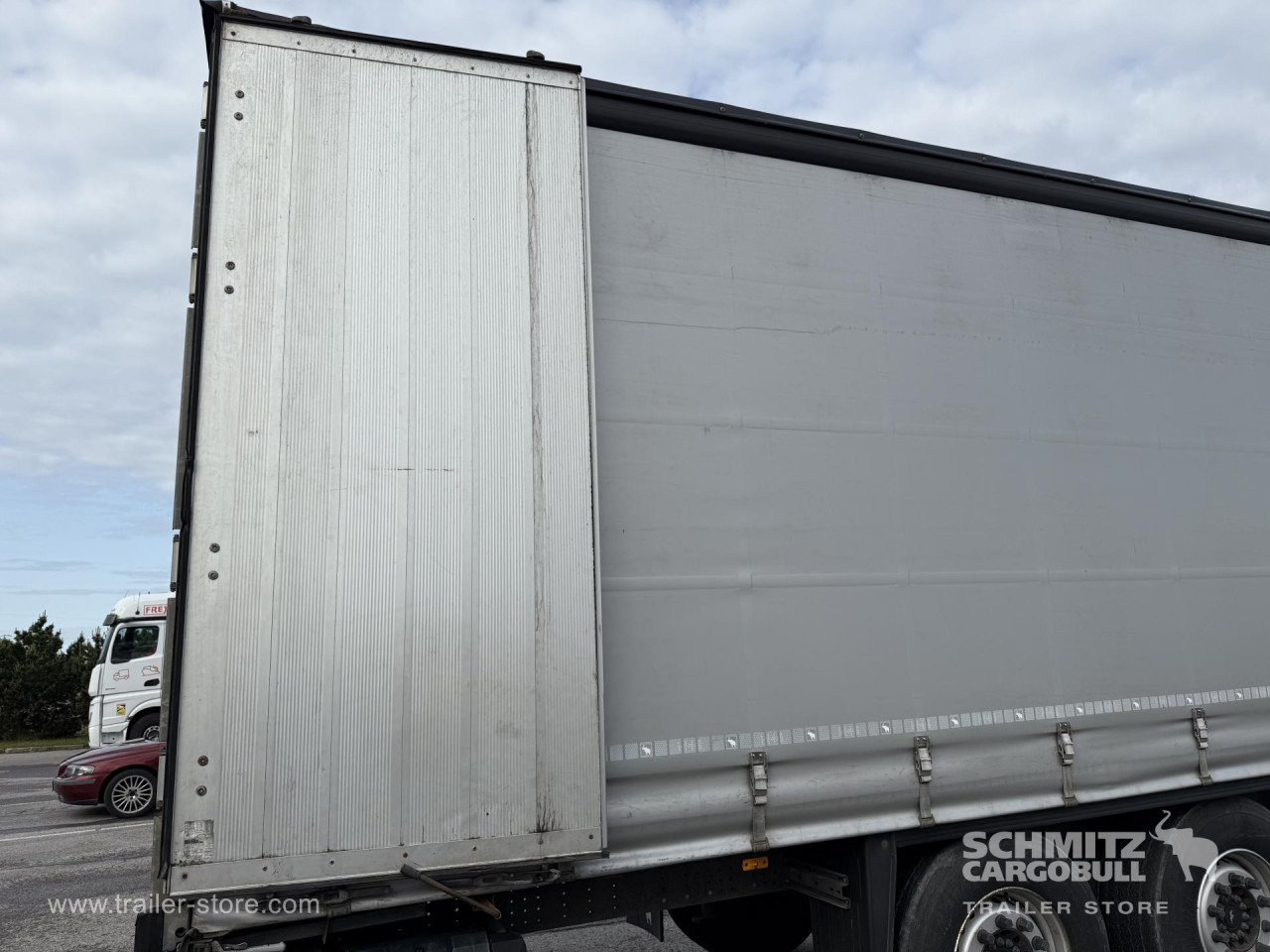 SCHMITZ Curtainsider Standard - Planenauflieger: das Bild 3 SCHMITZ Curtainsider Standard - Planenauflieger: das Bild 3