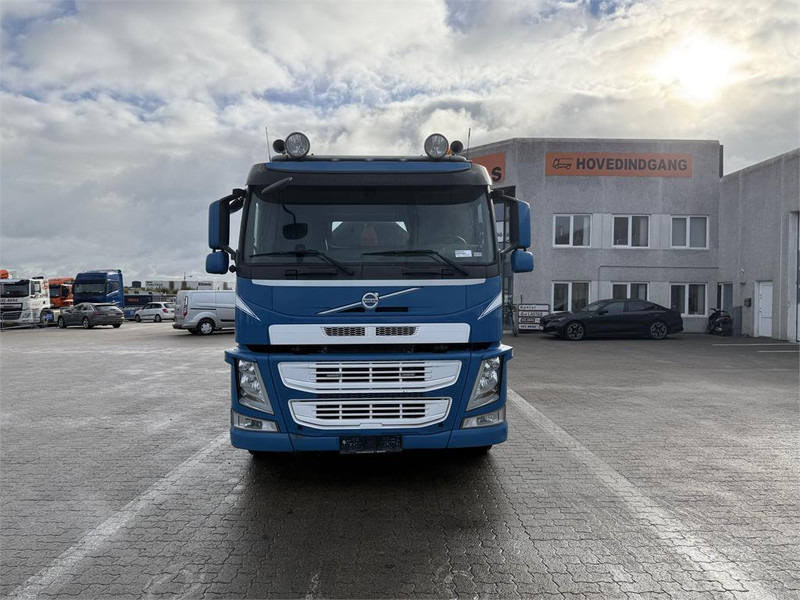 Volvo FM 450 EURO 6 - Seil Abrollkipper: das Bild 2 Volvo FM 450 EURO 6 - Seil Abrollkipper: das Bild 2