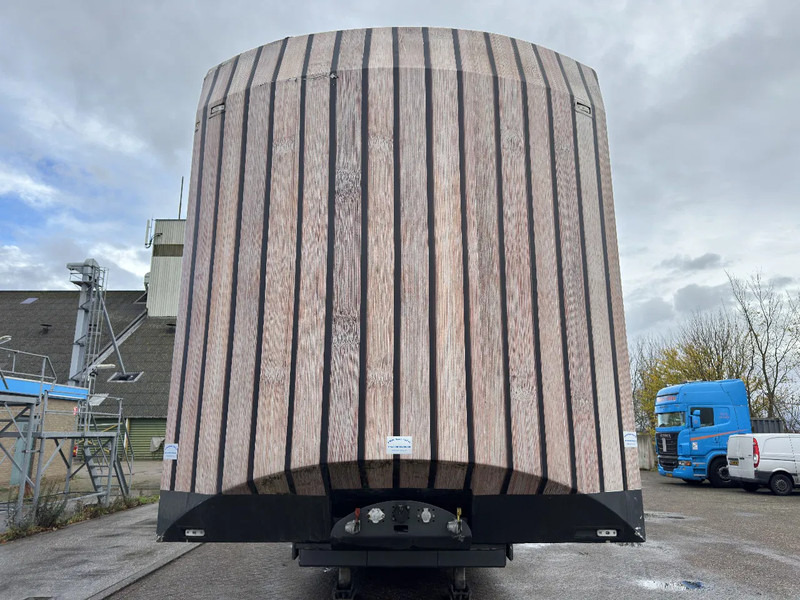 Fruehauf Woon trailer - Race trailer - Car transport - Camper - Auflieger: das Bild 2 Fruehauf Woon trailer - Race trailer - Car transport - Camper - Auflieger: das Bild 2