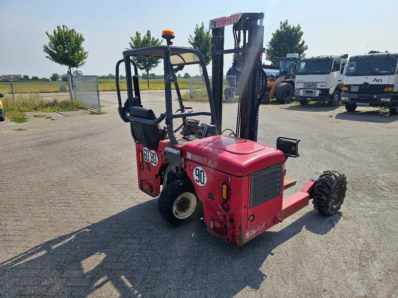 Moffett M4 20.3 RE4-45-1200-900 - Gabelstapler: das Bild 5 Moffett M4 20.3 RE4-45-1200-900 - Gabelstapler: das Bild 5