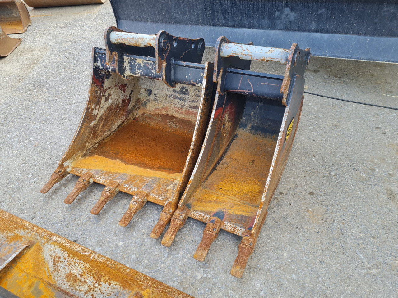 Bucket package for Yanmar B 95 W - Baggerschaufel für Mobilbagger: das Bild 2 Bucket package for Yanmar B 95 W - Baggerschaufel für Mobilbagger: das Bild 2