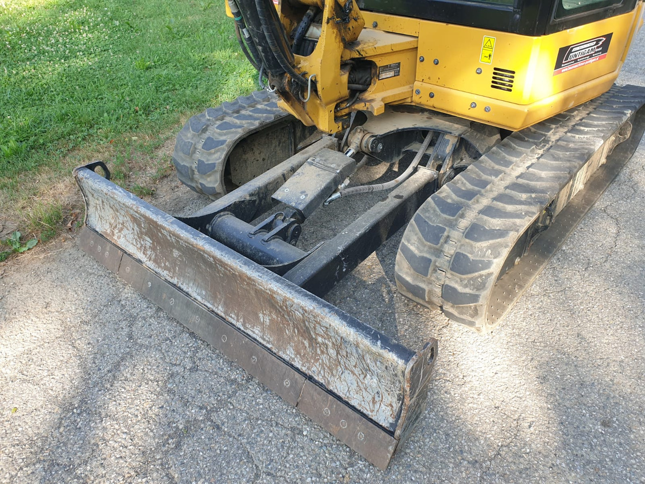 Minibagger CATERPILLAR 304-07: das Bild 9