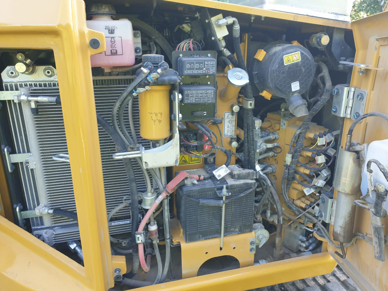 Minibagger CATERPILLAR 304-07: das Bild 13