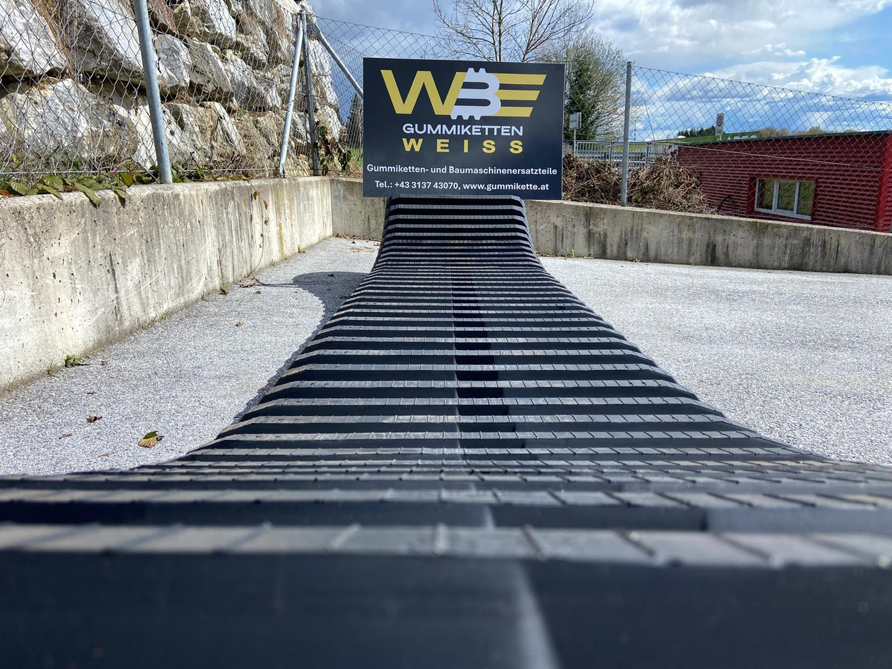 Gummikette Marooka MST 1500 VDR - Universalteil für Raupendumper: das Bild 3 Gummikette Marooka MST 1500 VDR - Universalteil für Raupendumper: das Bild 3