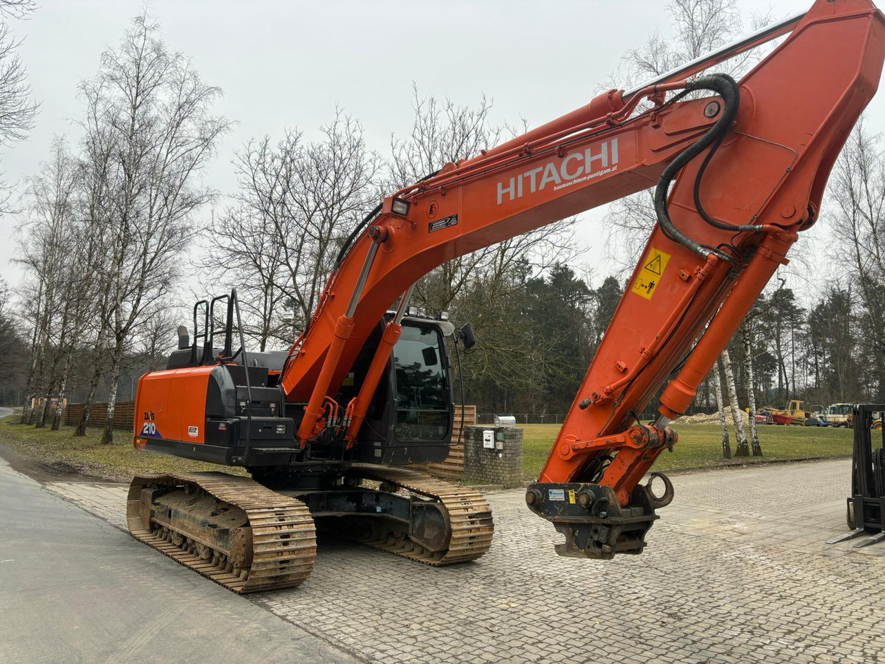 HITACHI ZX 210-6 - Kettenbagger: das Bild 4 HITACHI ZX 210-6 - Kettenbagger: das Bild 4