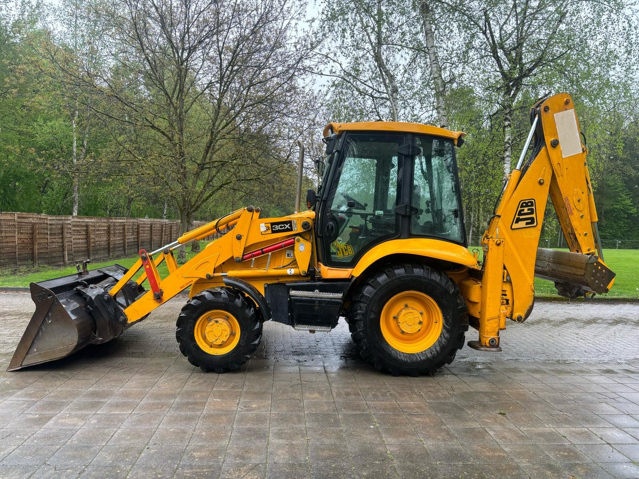 JCB 3CX - Baggerlader: das Bild 1 JCB 3CX - Baggerlader: das Bild 1