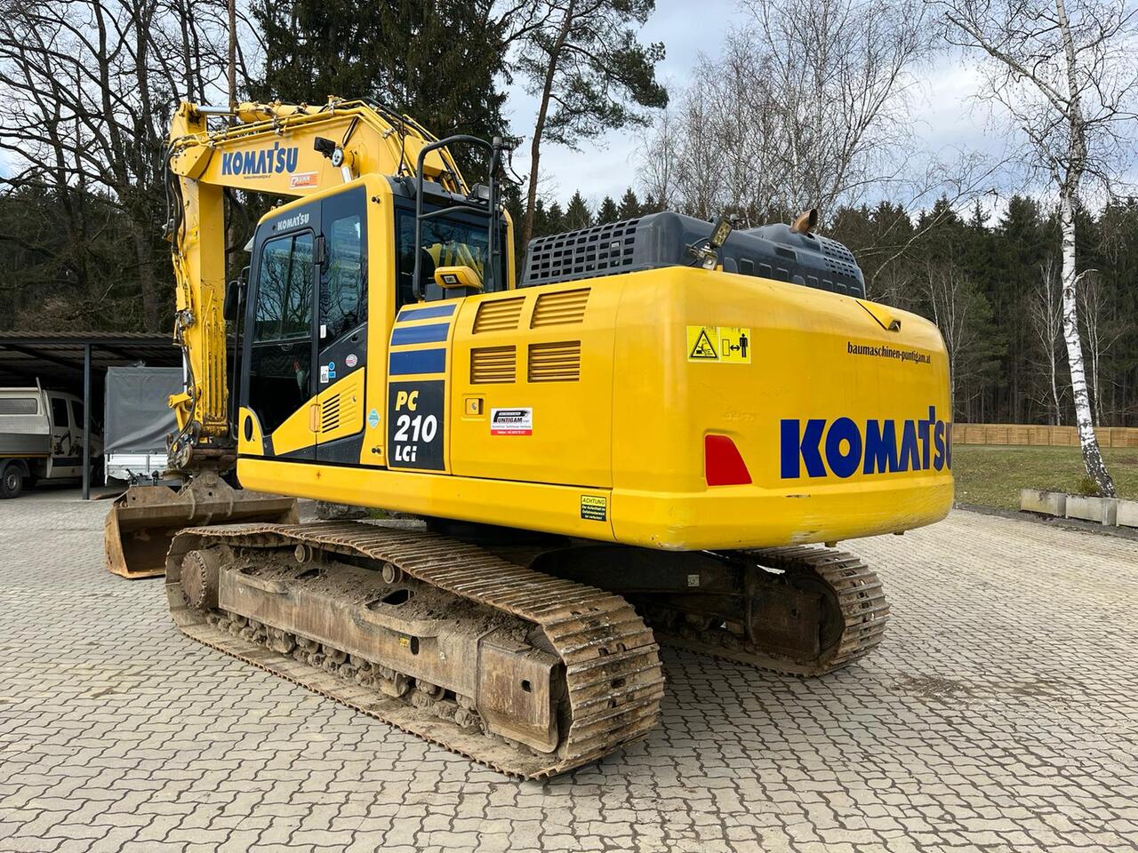 KOMATSU PC 210 LCI-11 - Kettenbagger: das Bild 5 KOMATSU PC 210 LCI-11 - Kettenbagger: das Bild 5