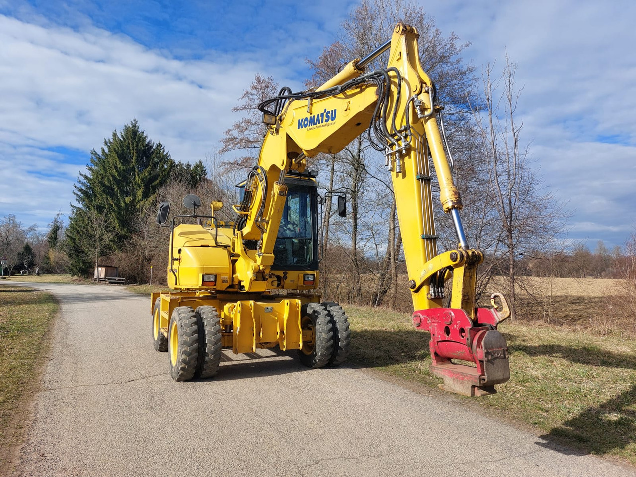 KOMATSU PW 118 MR-8 - Mobilbagger: das Bild 4 KOMATSU PW 118 MR-8 - Mobilbagger: das Bild 4