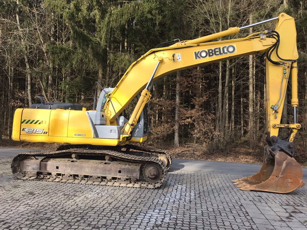 NEW HOLLAND E 215 B - Kettenbagger: das Bild 4 NEW HOLLAND E 215 B - Kettenbagger: das Bild 4