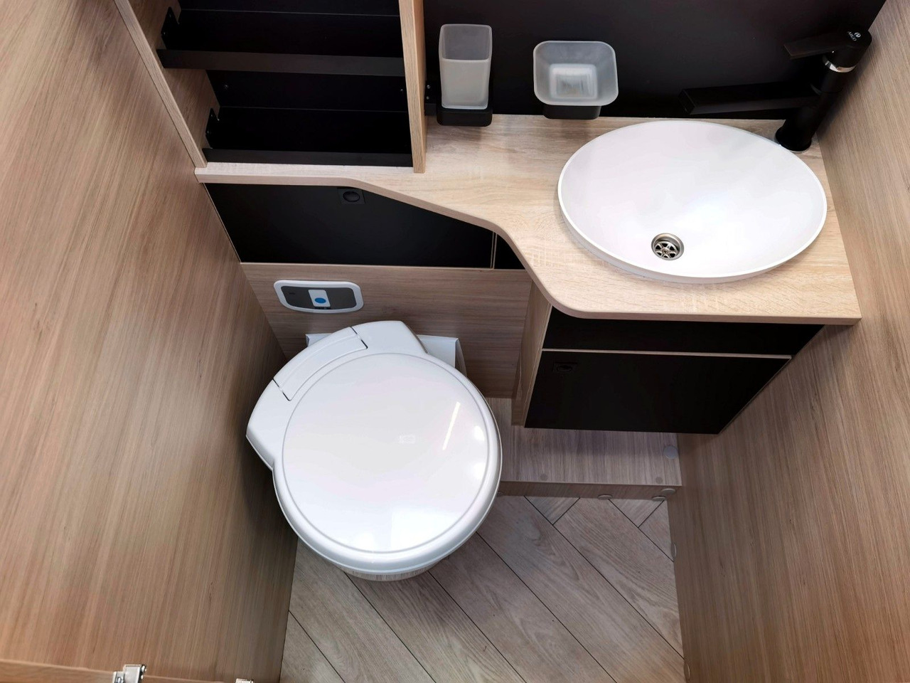 Teilintegriertes Wohnmobil Chausson 777 ETAPE LINE / -2025- / EINZELBETTEN & HUBBETT: das Bild 22