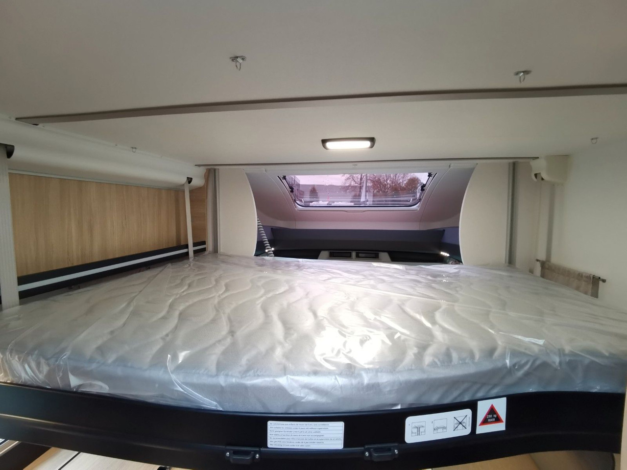 Teilintegriertes Wohnmobil Chausson 777 ETAPE LINE / -2025- / EINZELBETTEN & HUBBETT: das Bild 20