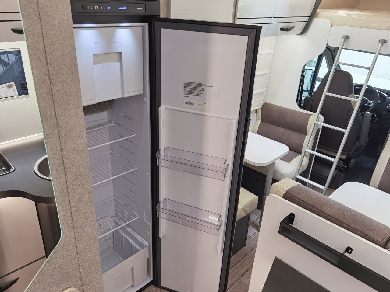 Alkoven Wohnmobil Forster A 699 VB / - MODELL 2025- / 140PS / ETAGENBETTEN: das Bild 20