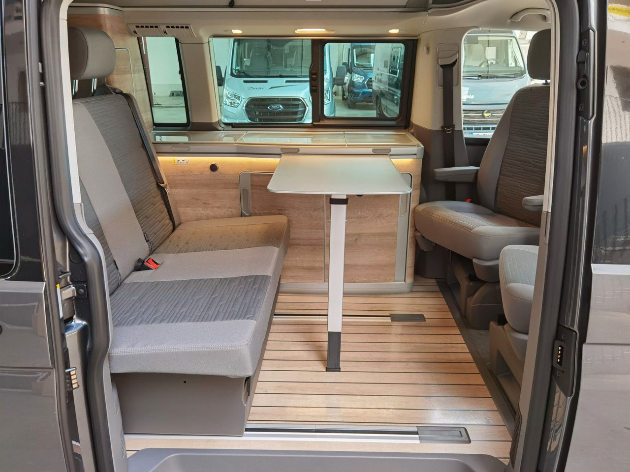 Personentransporter Volkswagen T6.1 CALIFORNIA OCEAN EDITION / DSG / NAVI / ACC: das Bild 22