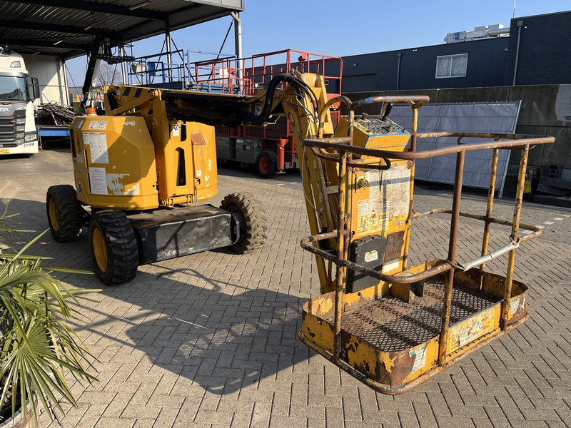 Genie Z-34/22 Knikarmhoogwerker 12.5M werkhoogte 4X4 Kubota Diesel 2002 - Gelenkarmbühne: das Bild 4 Genie Z-34/22 Knikarmhoogwerker 12.5M werkhoogte 4X4 Kubota Diesel 2002 - Gelenkarmbühne: das Bild 4