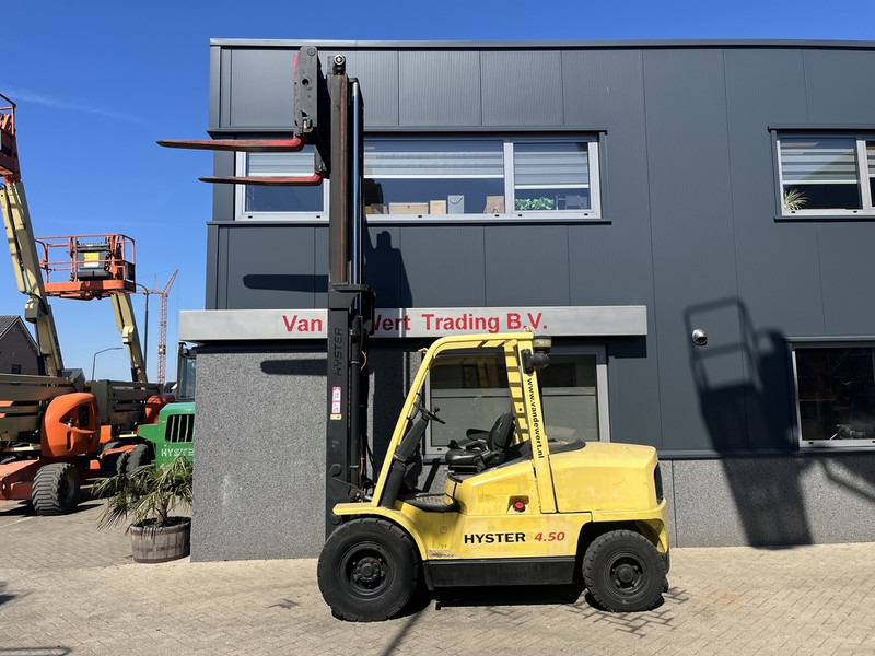 Hyster H 4.50 XM - Dieselstapler: das Bild 2 Hyster H 4.50 XM - Dieselstapler: das Bild 2