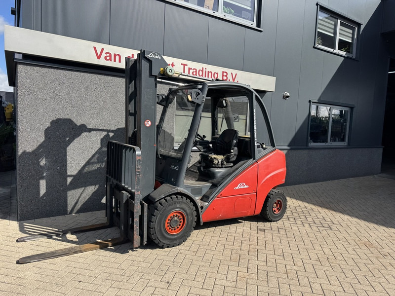 Linde H35D triplo550 Freelift / Sideshift 2007 VW DIESEL - Dieselstapler: das Bild 2 Linde H35D triplo550 Freelift / Sideshift 2007 VW DIESEL - Dieselstapler: das Bild 2
