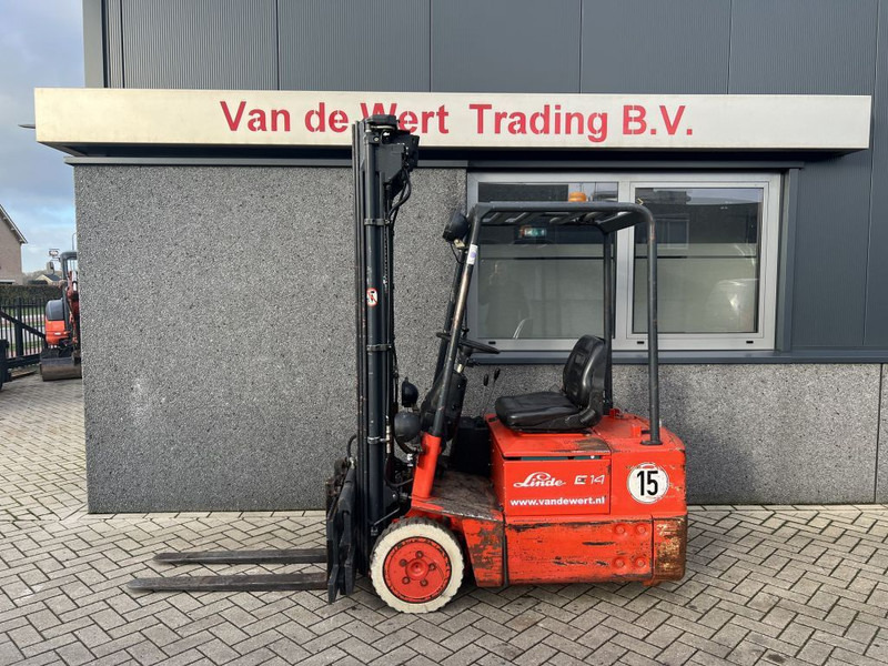 Linde e14 Heftruck Linde E14 Triplo 550 Freelift/Sideshift elektrisch - Elektrostapler: das Bild 1 Linde e14 Heftruck Linde E14 Triplo 550 Freelift/Sideshift elektrisch - Elektrostapler: das Bild 1