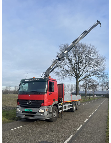 Mercedes-Benz ACTROS 2832 - MKG HKL140 - automaat - EURO5 -lift/stuur as - 600dkm - 2006 - Pritsche LKW, Autokran: das Bild 2 Mercedes-Benz ACTROS 2832 - MKG HKL140 - automaat - EURO5 -lift/stuur as - 600dkm - 2006 - Pritsche LKW, Autokran: das Bild 2