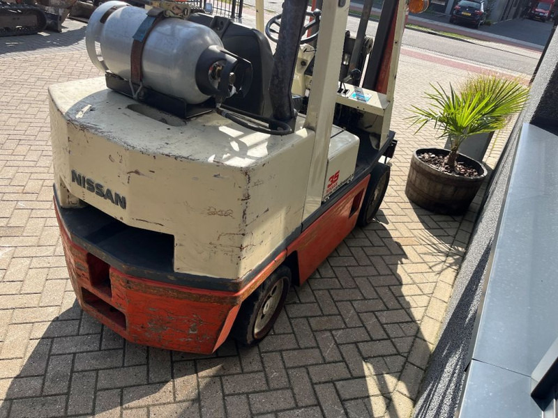 Nissan FG35U heftruck dulpo310 freelift 3e functie LPG COMPACT - Treibgasstapler: das Bild 4 Nissan FG35U heftruck dulpo310 freelift 3e functie LPG COMPACT - Treibgasstapler: das Bild 4
