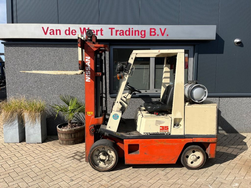 Nissan FG35U heftruck dulpo310 freelift 3e functie LPG COMPACT - Treibgasstapler: das Bild 3 Nissan FG35U heftruck dulpo310 freelift 3e functie LPG COMPACT - Treibgasstapler: das Bild 3
