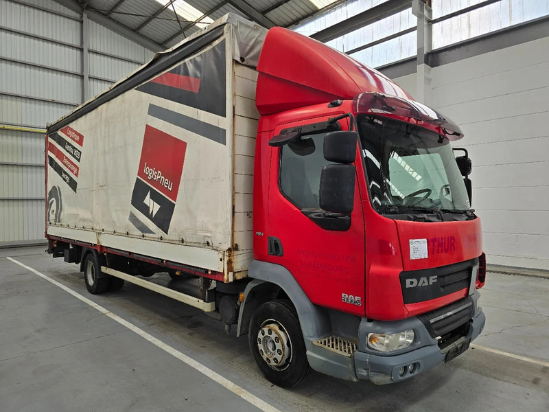 DAF LF 45 220 / EURO 5 / AIRCO / MANUEL / DHOLLANDIA 2000kg - Plane LKW: das Bild 3 DAF LF 45 220 / EURO 5 / AIRCO / MANUEL / DHOLLANDIA 2000kg - Plane LKW: das Bild 3
