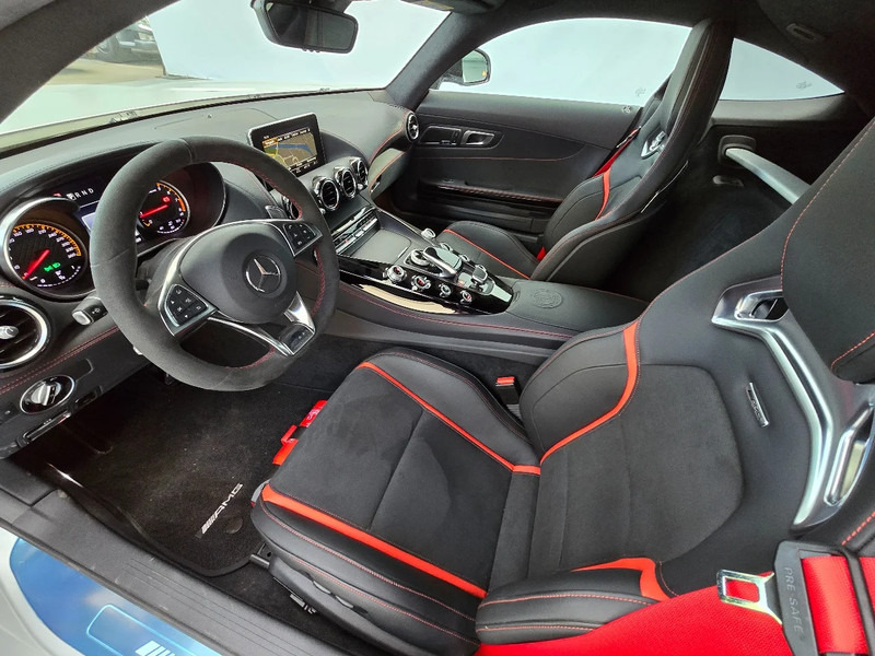 Coupé Mercedes-Benz AMG GT S / V8 BITURBO / DESIGNO / 54km !!!: das Bild 9