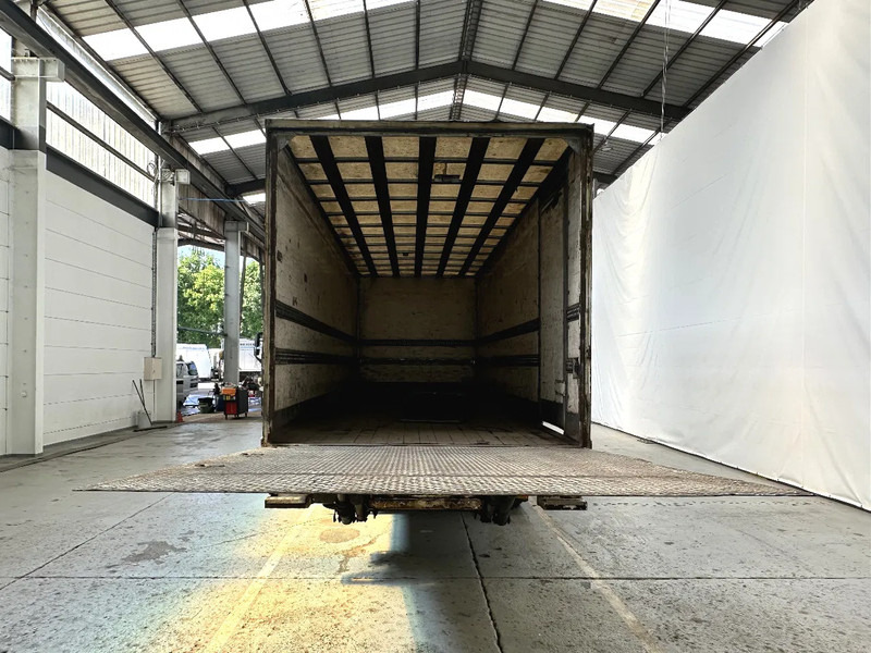 Volvo FL 220 EURO 3 - Koffer LKW: das Bild 4 Volvo FL 220 EURO 3 - Koffer LKW: das Bild 4