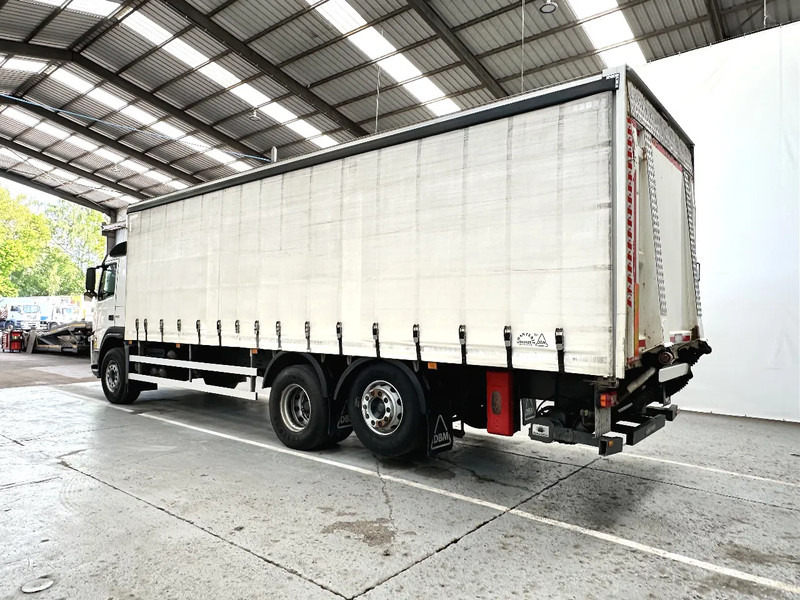 Volvo FM 330 / Essieu relevable et directionnel / Steerable lift axle / Lift as en stuuras - Plane LKW: das Bild 3 Volvo FM 330 / Essieu relevable et directionnel / Steerable lift axle / Lift as en stuuras - Plane LKW: das Bild 3