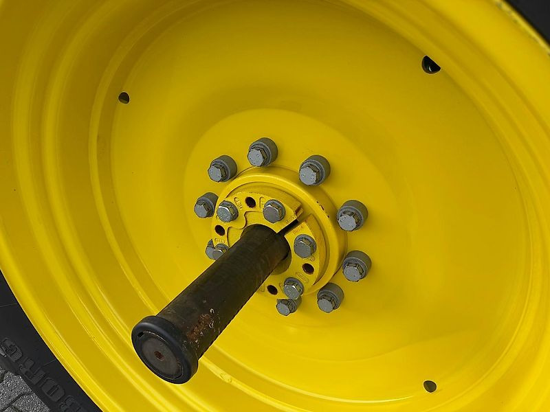 John Deere 6R130 AP 50KM + VOORLADER 2025 225 UUR STEEKASSEN!!! - Traktor: das Bild 5 John Deere 6R130 AP 50KM + VOORLADER 2025 225 UUR STEEKASSEN!!! - Traktor: das Bild 5