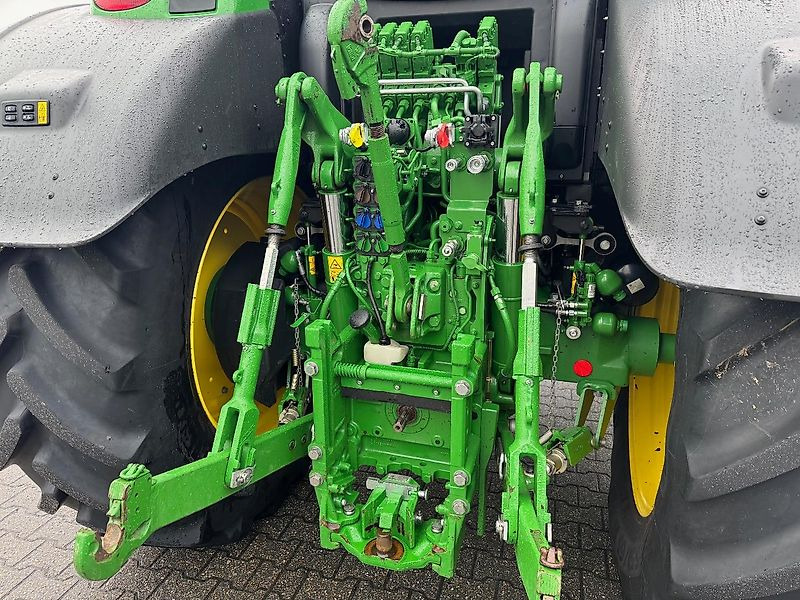 John Deere 6R175 AP 50KM COMMAND-PRO G5-PLUS 2024 705 UUR!!! - Traktor: das Bild 4 John Deere 6R175 AP 50KM COMMAND-PRO G5-PLUS 2024 705 UUR!!! - Traktor: das Bild 4