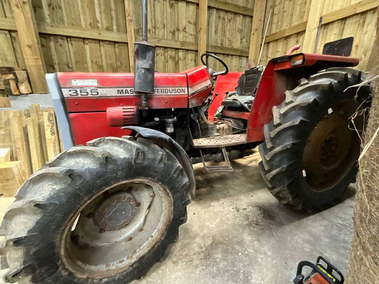 1986 MASSEY-FERGUSON 355 4WD AGRICULTURAL TRACTOR - Traktor: das Bild 2 1986 MASSEY-FERGUSON 355 4WD AGRICULTURAL TRACTOR - Traktor: das Bild 2