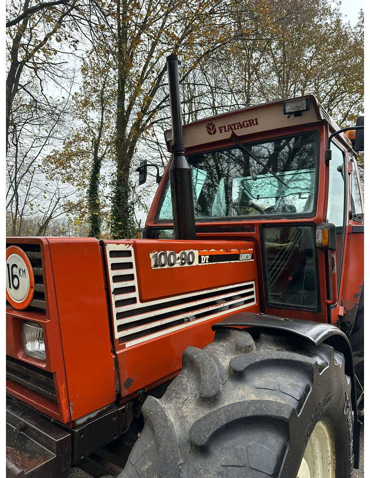1988 FIAT 100-90 DT ALL-WHEEL DRIVE AGRICULTURAL TRACTOR - Traktor: das Bild 4 1988 FIAT 100-90 DT ALL-WHEEL DRIVE AGRICULTURAL TRACTOR - Traktor: das Bild 4