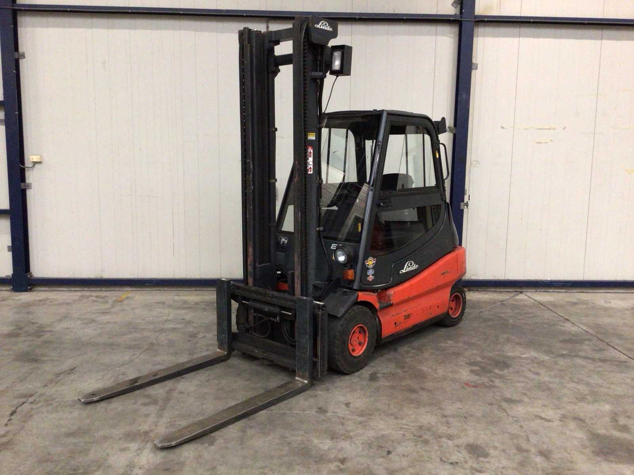 2003 LINDE E30 FORKLIFT - Gabelstapler: das Bild 1 2003 LINDE E30 FORKLIFT - Gabelstapler: das Bild 1