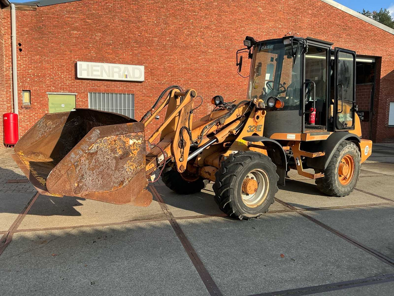 2008 CASE 321E BULLDOZER - Bulldozer: das Bild 1 2008 CASE 321E BULLDOZER - Bulldozer: das Bild 1